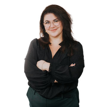 Amélia-Bouchard_Headshot_Strix-Team_Communication-Event-Manager_Canadian Aerospace-Defence